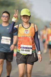 BIB: 42195, 40102
                            <button type="button" onclick="openModal(8257147)" class="btn btn-primary btn-sm float-right btn-popup" data-toggle="modal" data-target=".modal-high-quality">
                        <i class="fas fa-shopping-cart"></i> Add to Cart
                    </button>
                                            <button type="button" onclick="isThisMe(8257147, true)" class="btn btn-success btn-sm float-right btn-popup btn-isme hidden" data-toggle="tooltip" data-placement="bottom" title="นี่คือรูปของคุณใช่ไหม คลิกที่นี่เพื่อเอาเข้าอัลบั้ม">
                        <i class="fas fa-plus"></i> Add to album
                    </button>
                    <button type="button" onclick="isThisMe(8257147, false)" class="btn btn-warning btn-sm float-right btn-popup btn-isnotme hidden">
                        <i class="fas fa-ban"></i> Remove from album
                    </button>